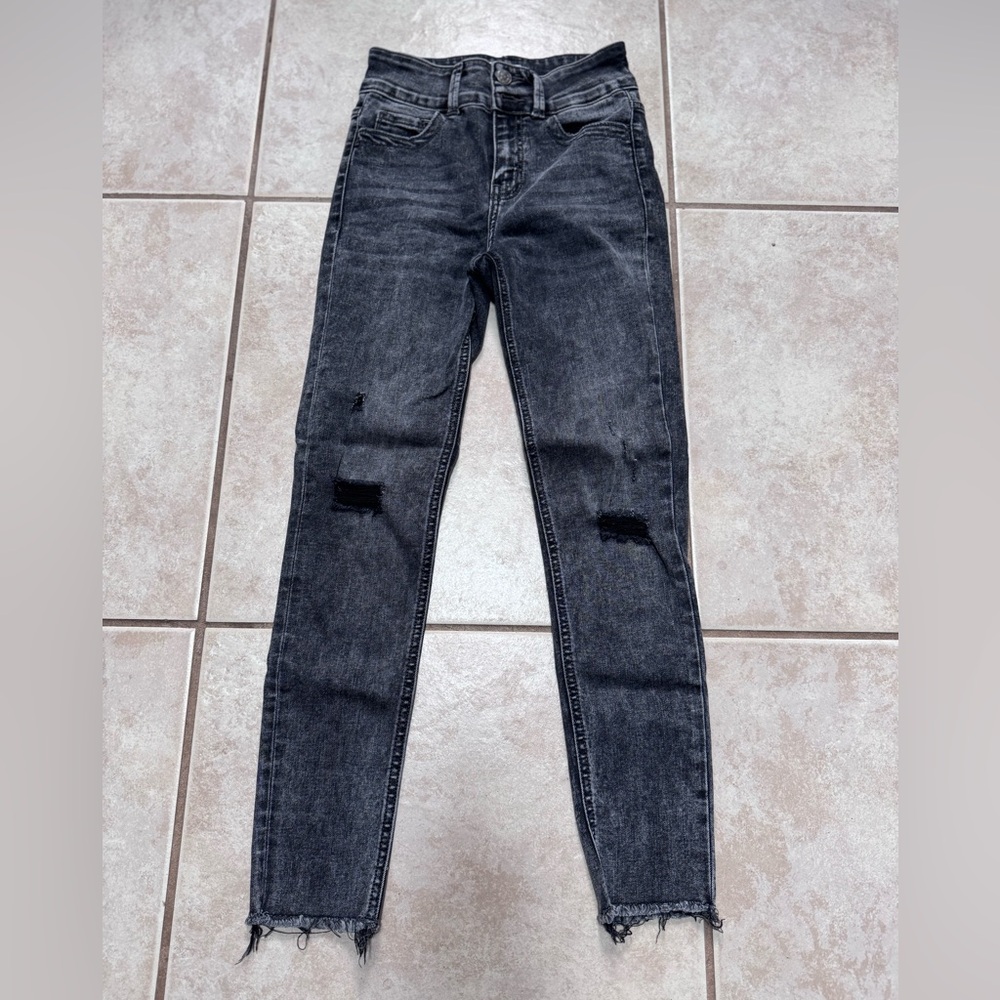 Vervet Distressed Black Skinny Jeans